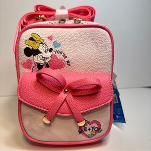 NWT. WondaPop Luxe Disney Cinderella Crossbody Bag. pebble vegan leather.